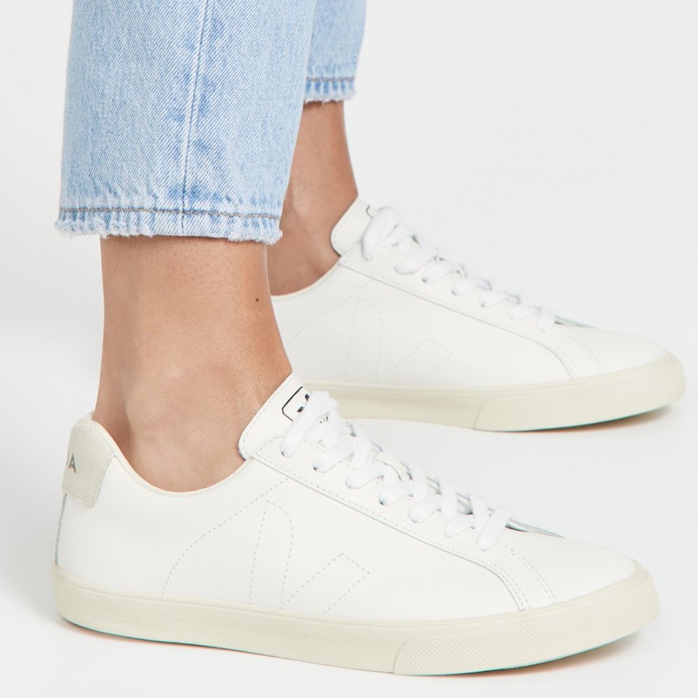 VEJA Espalar Leather Sneaker